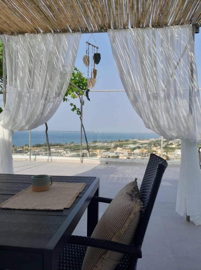 The Serene Veranda With Breathtaking Views Kolimvarion Bagian luar foto